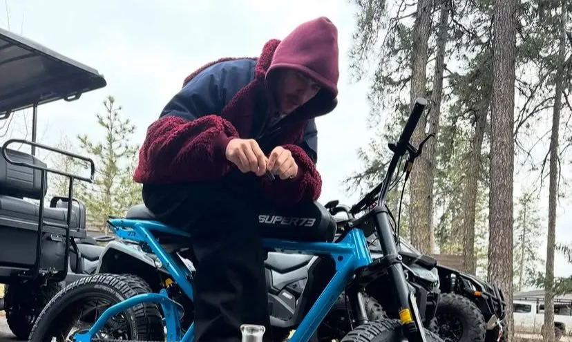 Pamer Foto Merokok, Justin Bieber Dikritik