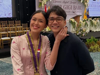 Chicco Kurniawan dan kekasih. (Foto: Dok. Pri)
