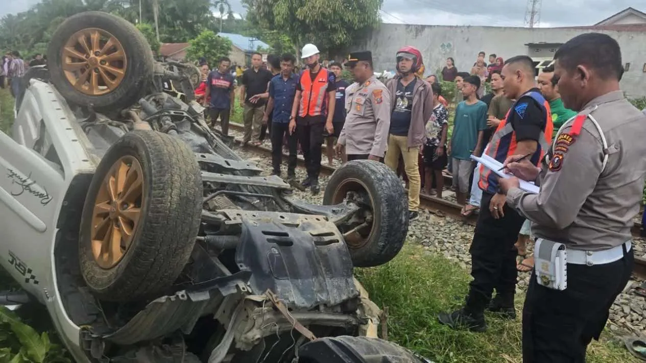 Tragis! Satu Keluarga Tewas Tertabrak Kereta Api di Asahan Sumut