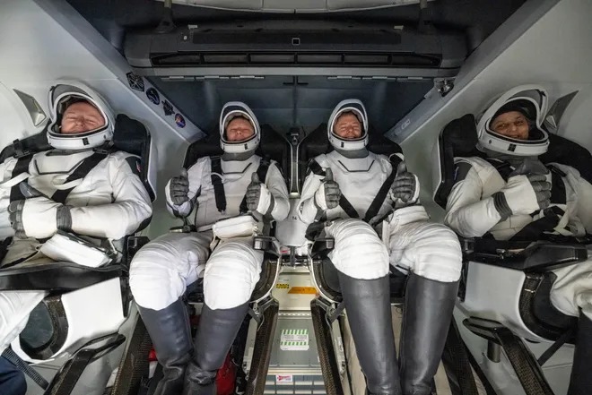Astronaut NASA Butch Wilmore, Nick Hague, dan Suni Williams serta kosmonaut Roscosmos Aleksandr Gorbunov. (Foto: NASA TV)