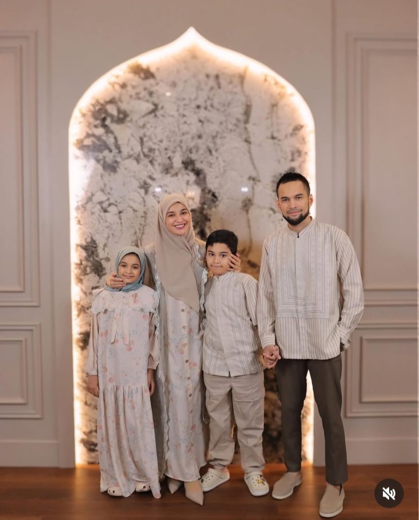 Salah satu anak Shireen Sungkar tidak ikut foto karena ngambek (Foto: Instagram/shireensungkar)