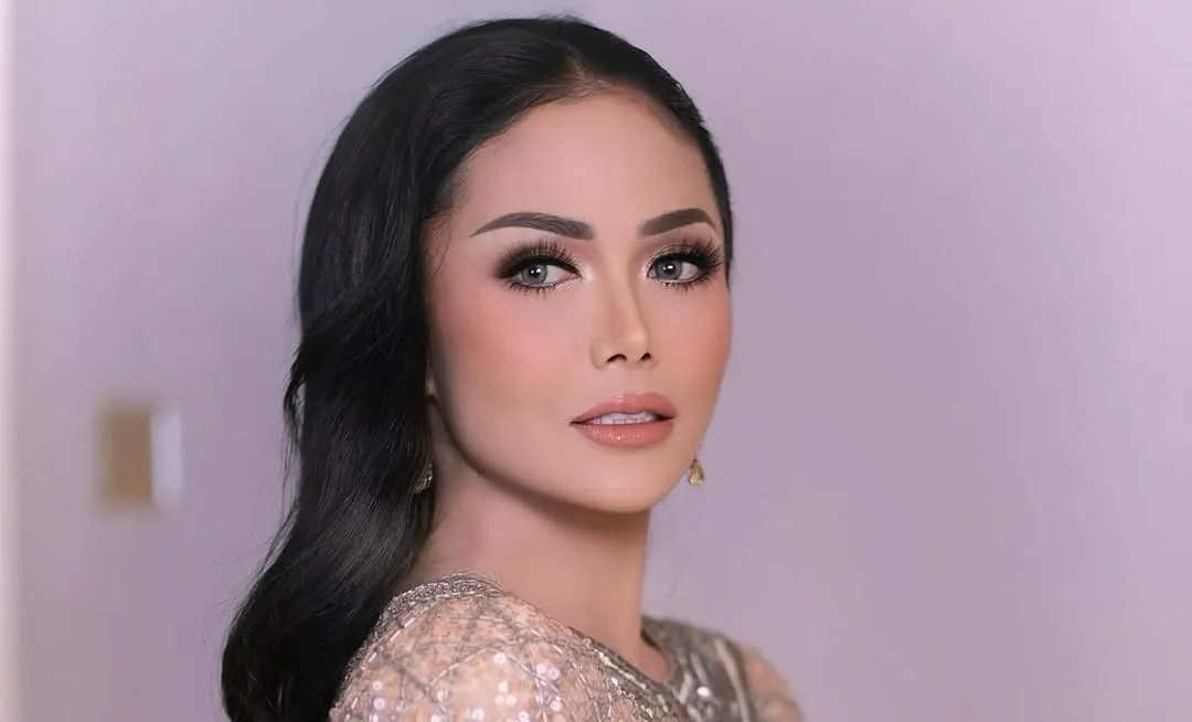 Usia Hampir 50, Krisdayanti Jadi Mahasiswa Baru di UT Jakarta