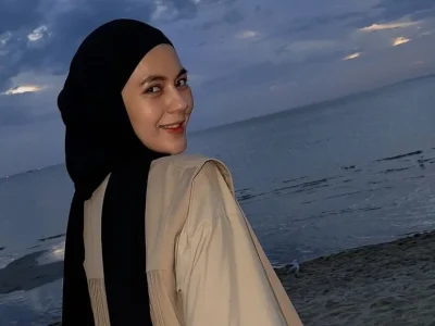 Paula Verhoeven Bantu Bangun Masjid. Foto : Instagram/paula_verhoeven