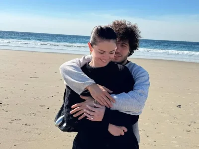 Potret mesra Selena Gomez dan Benny Blanco. Foto : Instagram/selenagomez