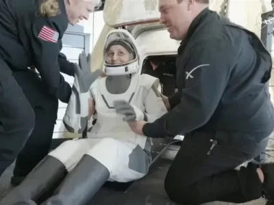 ASTRONAUT NASA: Suni Williams akhirnya kembali ke Bumi. (Foto: NASA TV via reuters)