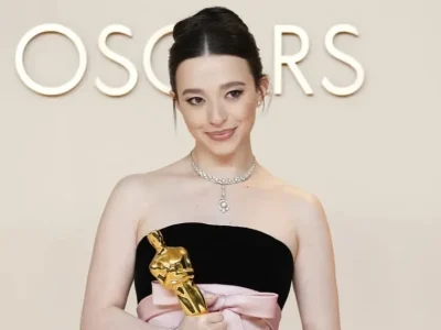 Mikey Madison memenangkan kategori 'Aktris Terbaik' dari Oscar 2025. Foto: Dok. Jordan Strauss/AP