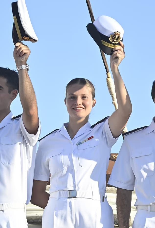 Calon Ratu Spanyol mengikuti pelatihan marinir. Foto: Dok. GTERS