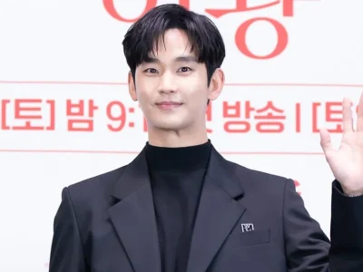 Ibunda Kim Sae Ron ingin Kim Soo Hyun meminta maaf. Foto: Dok. X @CJnDrama