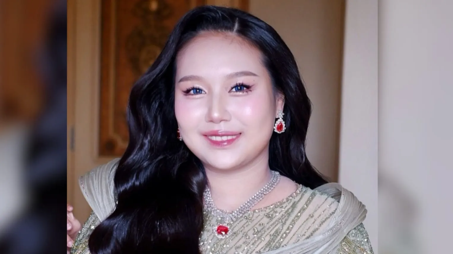 Pesona Sisca Kohl Ikut Tren Makeup Douyin yang Merona