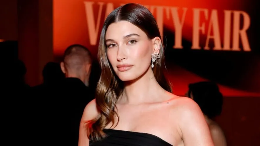 Hailey Bieber Bakal Tuntut Para Pembuat Rumor Jahat