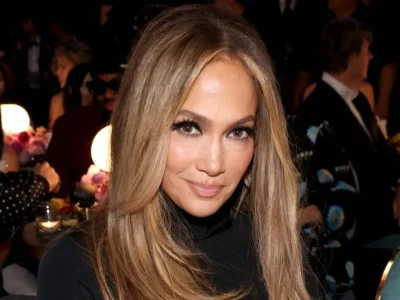 JLo siap membuka hati lagi setelah cerai yang keempat kali. Foto: Dok. Kevin Mazur/Getty Images