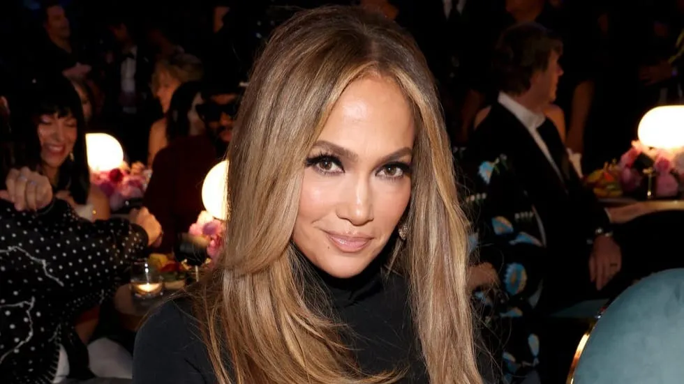 JLo Siap Pacaran Lagi, Incar Pria yang Bukan Selebriti