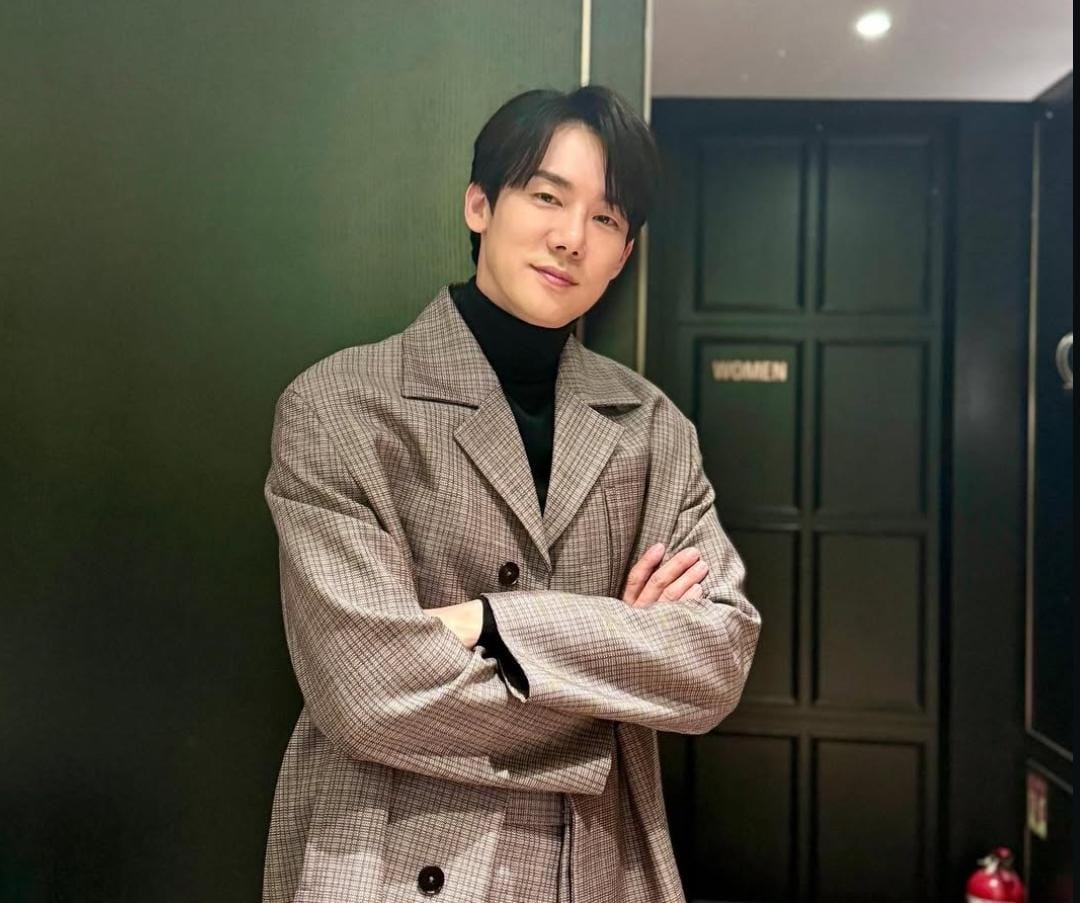 Yoo Yeon Seok. Instagram @yoo_yeonseok