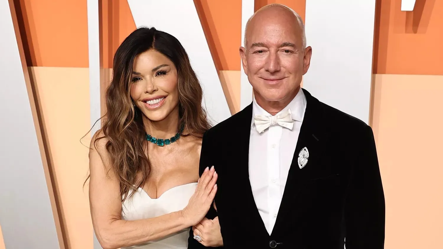 Bos Amazon Jeff Bezos dan Lauren Sanchez Sebar Undangan Nikah