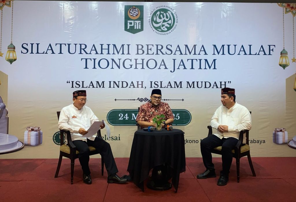 Dialog santai dalam acara Silaturahmi bersama Mualaf Tionghoa Jatim. (Foto: Ikhsan/Nyata)