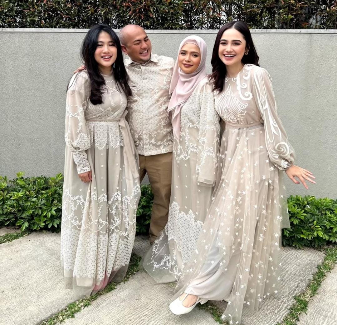 Keluarga Syifa Hadju. Foto: Dok. Instagram @sndihadju