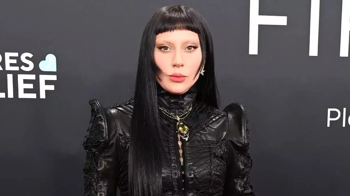 Lady Gaga Digugat, Diduga Jiplak Logo Brand Papan Selancar