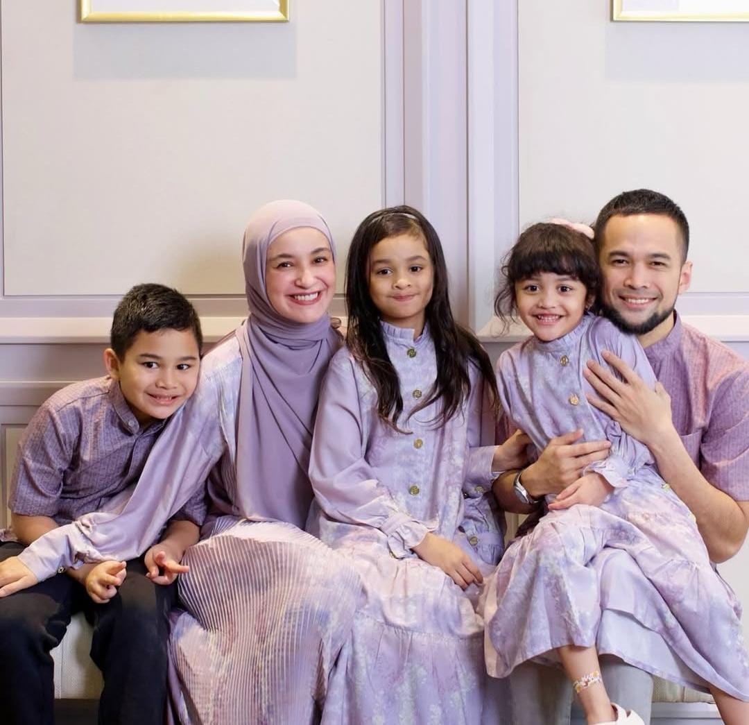 Keluarga Shireen Sungkar dan Teuku Wisnu. Foto: Dok. Instagram @shireensungkar