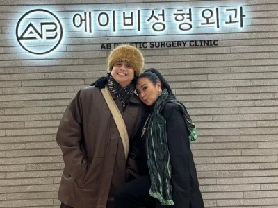 Ajun Perwira dan Jennifer Ipel oplas di Korea Selatan (Foto: Instagram/ajunperwira)