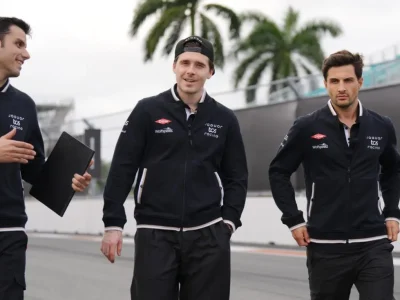Brooklyn Beckham jajaki karier sebagai pembalap mobil Formula E (Foto: Getty Images)