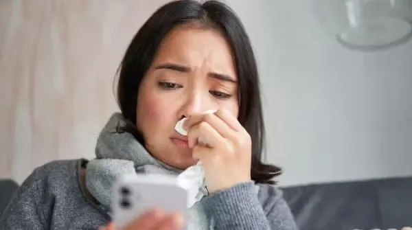 Meniup Hidung Bisa Memperparah Flu, Begini Cara yang Benar