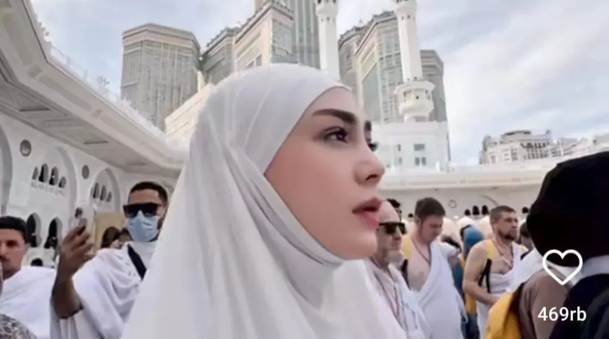 Jadi Mualaf, Celine Evangelista Batasi Kegiatan di Dunia Hiburan