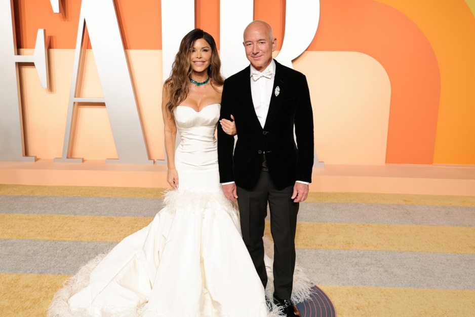 Lauren dan Jeff di pesta Vanity Fair Oscar 2025 (Foto: Getty Images)