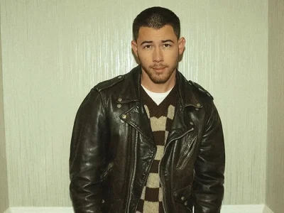 Celana Nick Jonas robek saat latihan di panggung (Foto: Instagram/nickjonas)