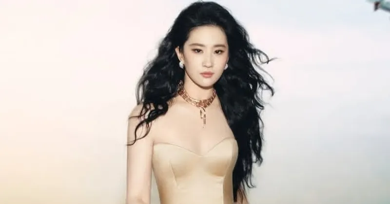 Aktris ‘Mulan’, Liu Yifei Dirumorkan Berpacaran dengan Direktur Huawei
