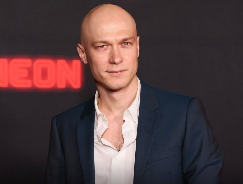 Yura Borisov tarik perhatian di Occar 2025 (Foto: Instagram/indiewire)
