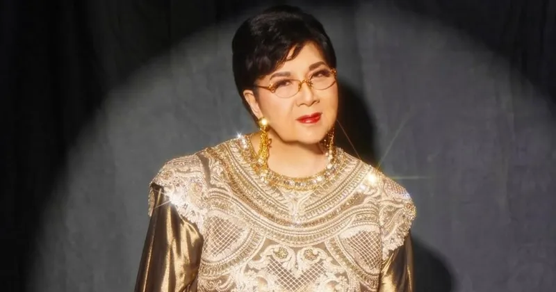 Jenazah Titiek Puspa Tiba di Rumah Duka, Disambut Sejumlah Artis