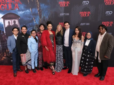 Film 'Pabrik Gula', produksi MD Pictures, sukses menggelar pemutaran perdananya di AMC The Grove, Los Angeles, Amerika Serikat. (Foto: Istimewa)