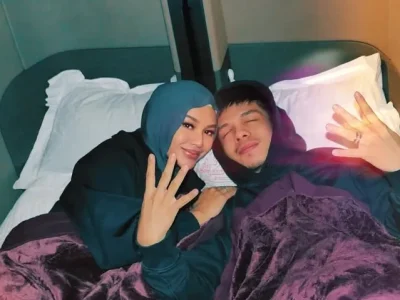Atta Halilintar dan Aurel Hermansyah liburan berdua ke Spanyol. Foto : Instagram/attahalilintar