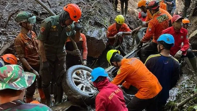 Satu Keluarga di Sidoarjo Jadi Korban Longsor Pacet-Cangar Mojokerto