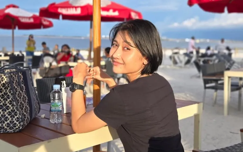 Tangisan Bahagia Riyuka Bunga, Akhir dari Rumah Tangga Penuh Luka