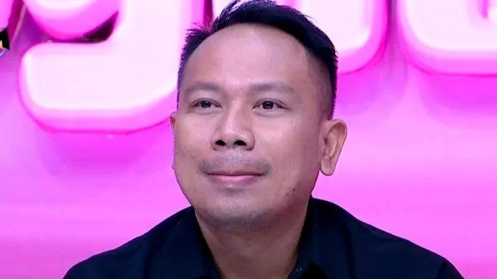 Tak Disangka, Vicky Prasetyo Akui Punya 7 Anak dari 4 Istri