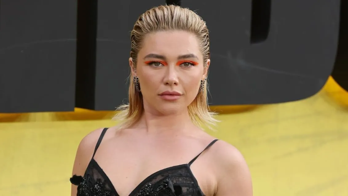 Mata Oranye Florence Pugh Jadi Sorotan di Premiere ‘Thunderbolts’