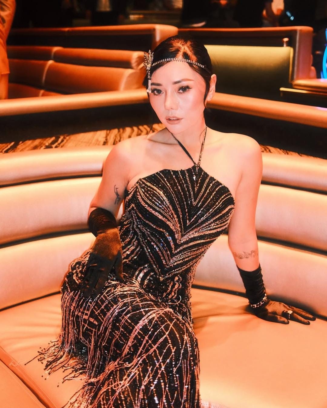 Wendy Walters pilih gaun halter neck. Foto: Dok. Instagram @wendywalters