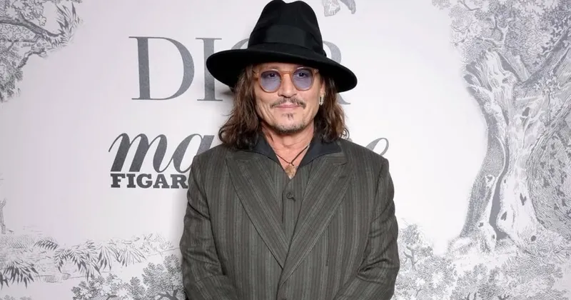 Usai Drama Perceraian, Johnny Depp Comeback di ‘Day Drinker’