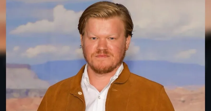 Jesse Plemons Gantikan Mendiang Philip Hoffman di ‘Hunger Games’