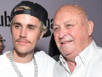 Justin Bieber dan kakeknya, Bruce Dale. Foto: Dok. Getty Images