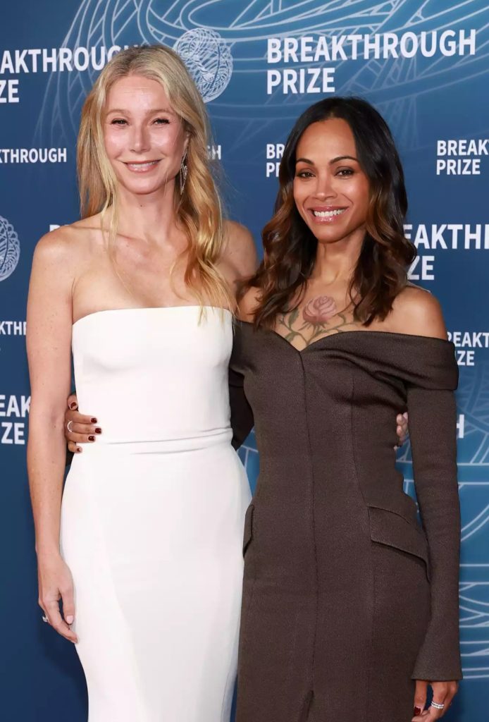 Zoe bersama dengan Gwyneth Paltrow (Foto: Filmmagic/Matt Winkelmeyer)