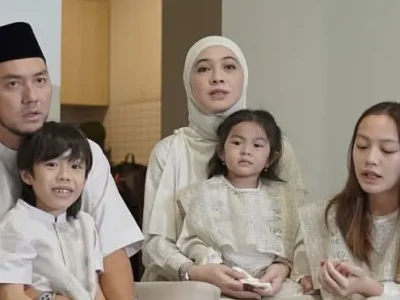Artis Ananda Omesh berpamitan menjelang berangkat haji 2025. Foto : Instagram/omeshomesh