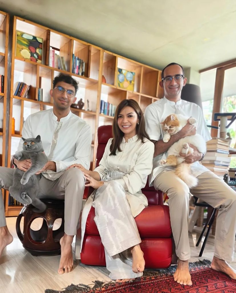 Unggahan terakhir bersama anak dan istri (Foto: Instagram/najwashihab)