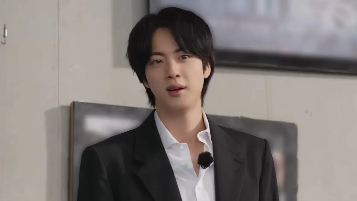 Aksi Keren Jin BTS Lakoni Adegan Laga, ARMY Desak Debut Aktor