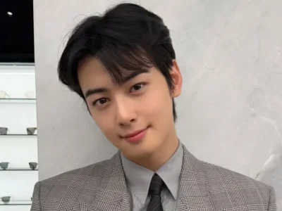 Cha Eun Woo ASTRO mendaftar wamil sebagai band militer. Foto: Dok. Instagram @fantagio_official