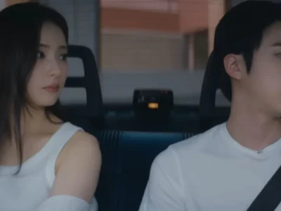 Jin BTS dan Shin Se Kyung di video klip 'Don't Say You Love Me'. Foto: Dok. YouTube HYBE Labels