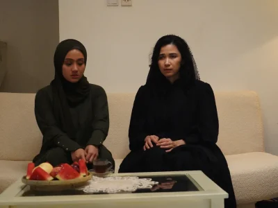 Dinda Kanya Dewi (kanan) dan Zulfa Maharani dalam adegan film horor terbaru 'Dasim'. (Foto: Dok. Pri)