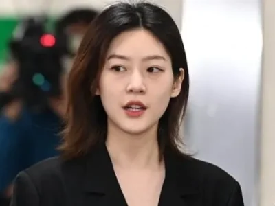 Informan penyebar rekaman suara mendiang Kim Sae Ron diyakini berbohong. Foto: Dok. Byeon Sung Hyun/Hankyung