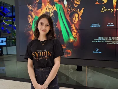 Richelle Skornicki berperan sebagai penari di film horor 'Syirik'. (Foto: Agnes/Nyata)